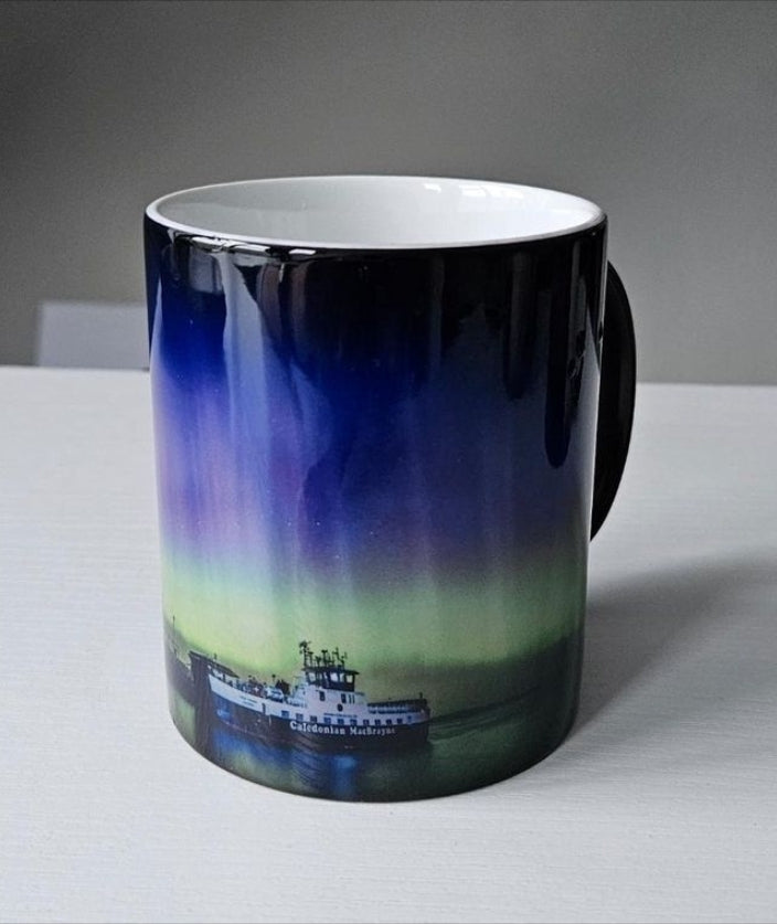 Colour changing Arran Aurora Mugs